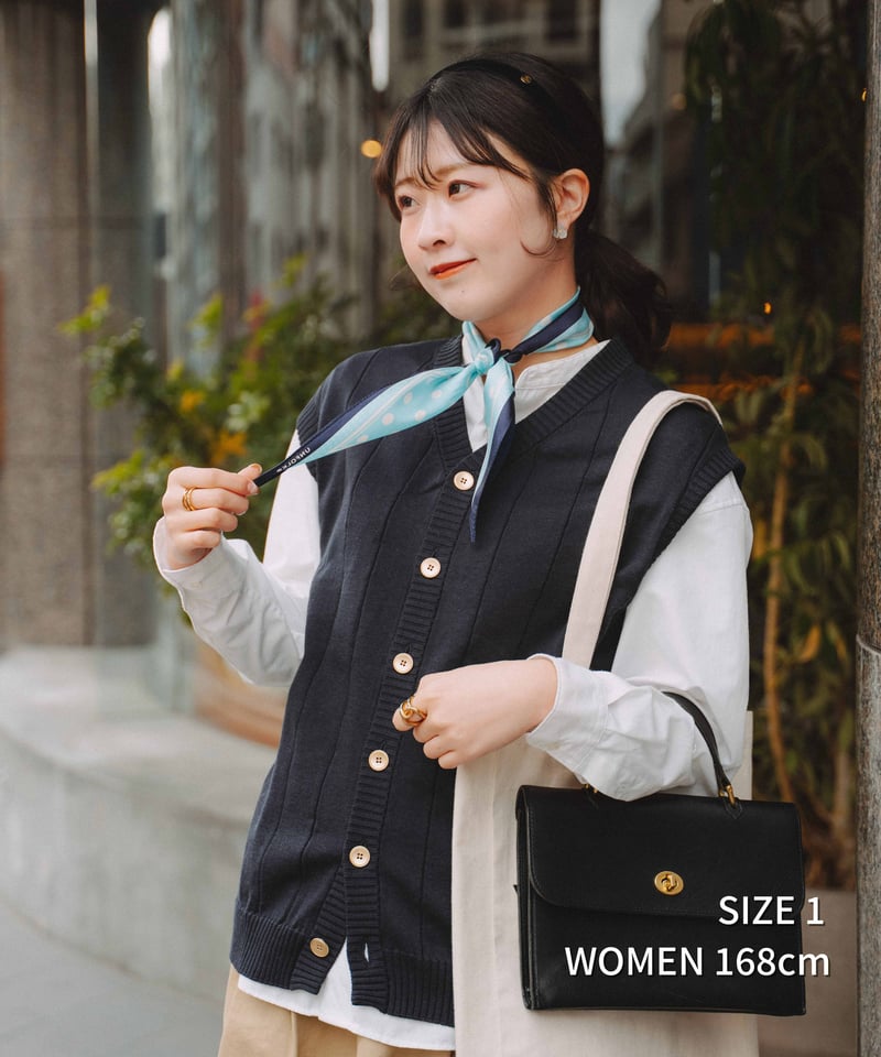 09 16G Giza cotton vneck knit vest (Navy) | U