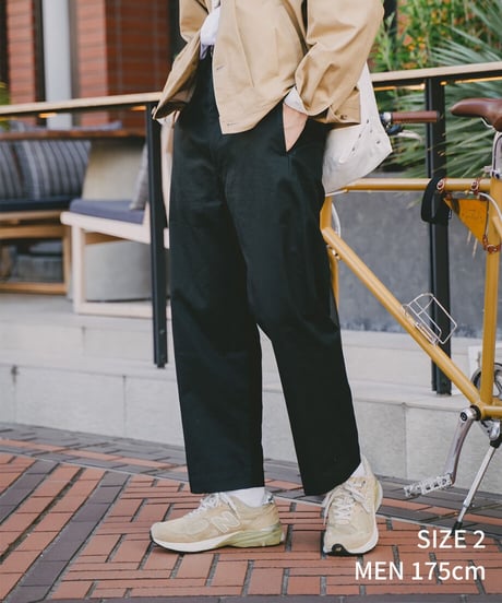#-18 Seamless gabardine chino pants (Black)