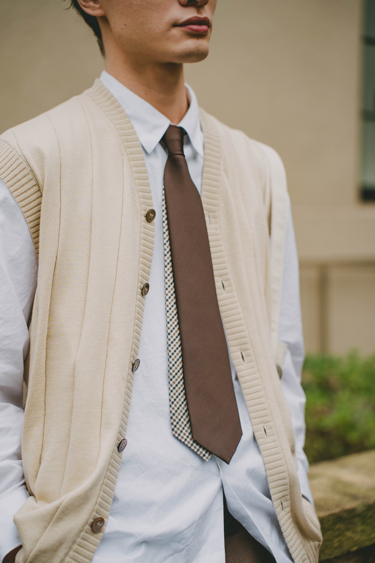 09 Giza cotton vneck knit vest (Beige) | UNFOLK