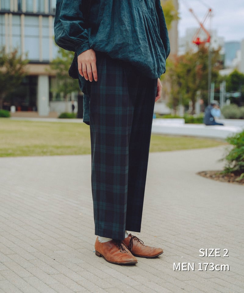 パンツ UNFOLK 2tuck straight check pants 75 W/P gabardine 2tuck straight check pants |