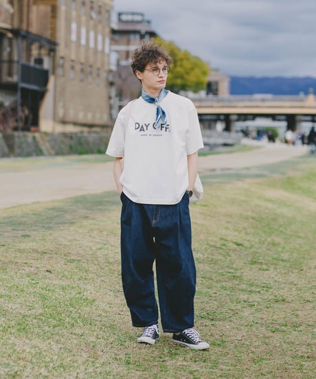 #-10 "DAYOFF" loose classic logo tee（White）