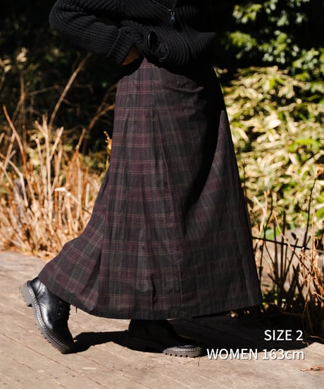 “UNFOLK CLASSIC” Enshu bokujyu coating madras check skirt