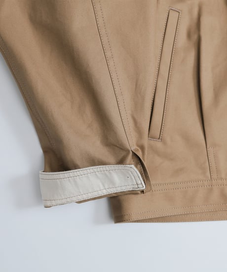 #-05 Ventile gabardine nocollar blouson (Beige)