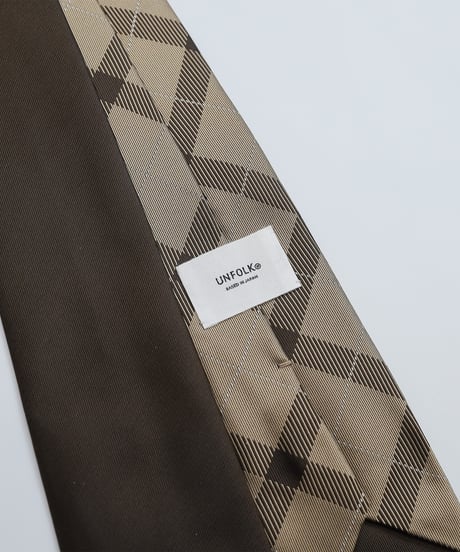 #-26 Reversible silk tie (Beige)