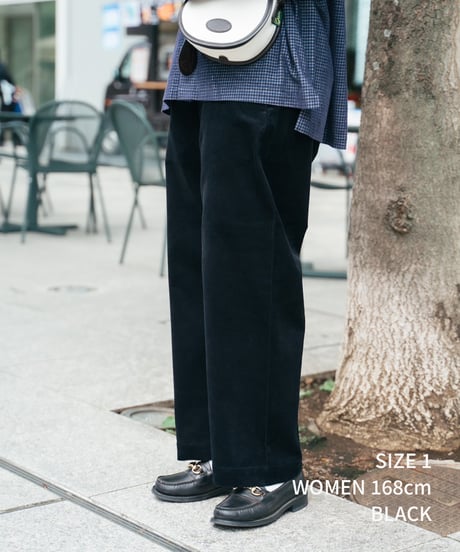 #-46 Seamless 14w corduroy pants (Black)