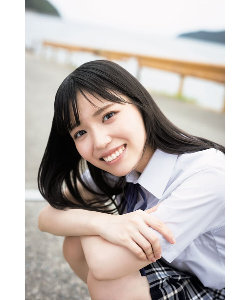 STU48 岩田陽菜1st写真集 選べないクレヨン特設サイト