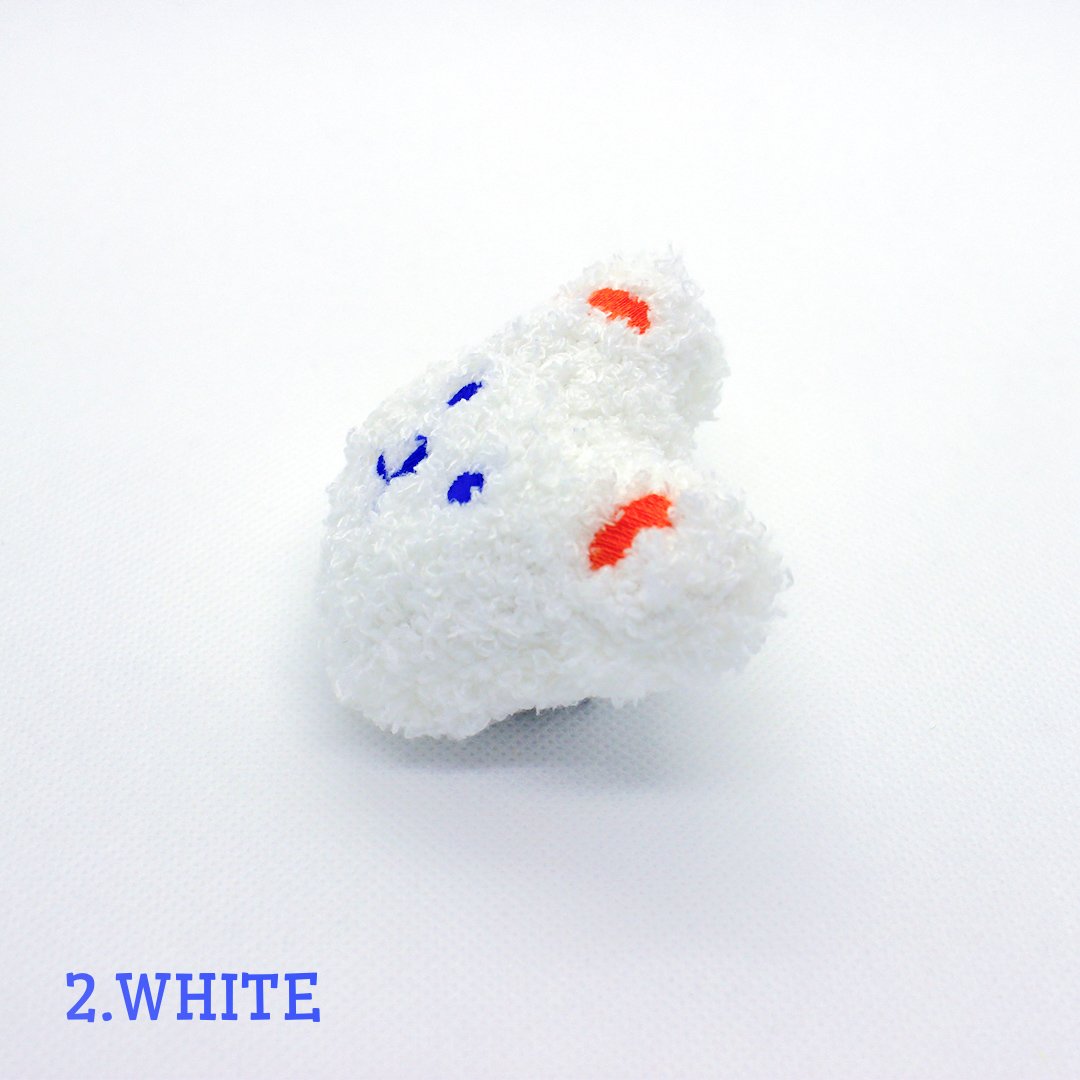 ぬいぐるみブローチ