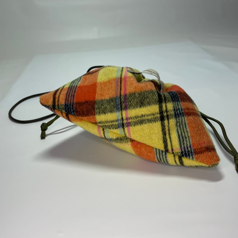 めぐ　リメイクシャツ　サコッシュ　ショルダーバッグ　ハンドメイド めぐ リメイクシャツ サコッシュ ショルダーバッグ ハンドメイド