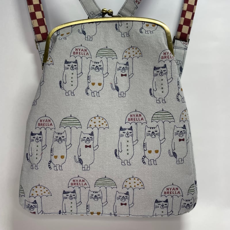 ネコ柄 市松模様 がま口ミニリュック | なりたまや