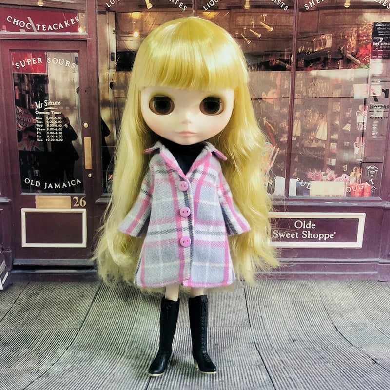 22センチ、1/6ドールサイズ アウトフィット☆ピンク×グレー