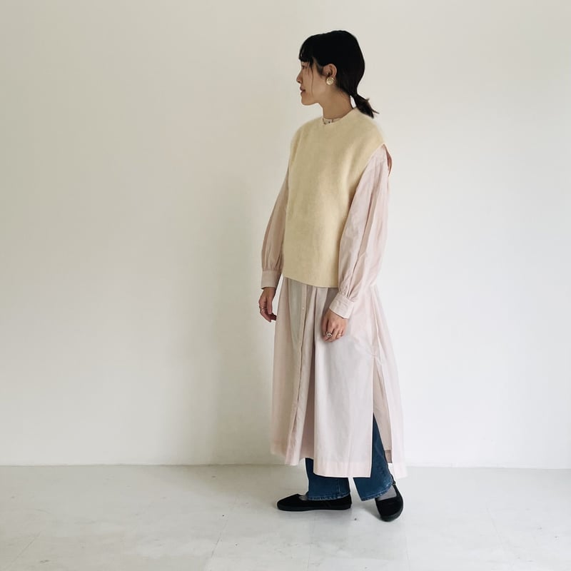 アンゴラ混あぜ編みベスト | Hints On Moment Everything