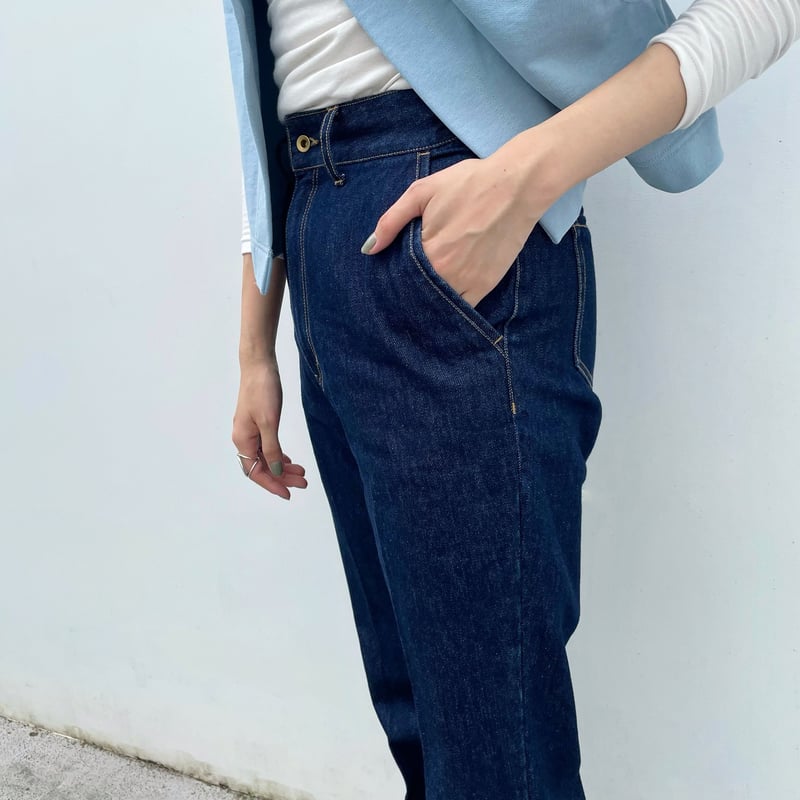 デニムセンタープレスパンツ | Hints On Moment Everything