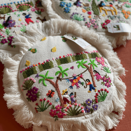 新品＊サテンステッチ刺繍＊ミチョアカン州＊メキシコ雑貨 新品＊サテンステッチ刺繍＊ミチョアカン州＊メキシコ雑貨