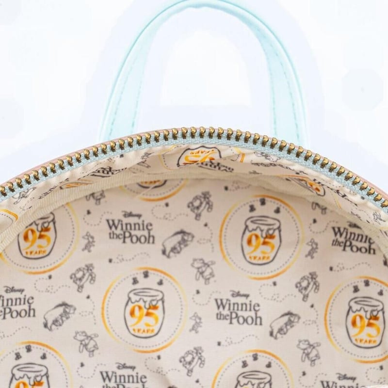Disney × Loungefly くまのプーさん95周年バックパック 「プー