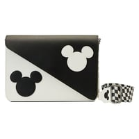 Disney × Loungefly 眠れる森の美女 ストーリーブック型バックパック 