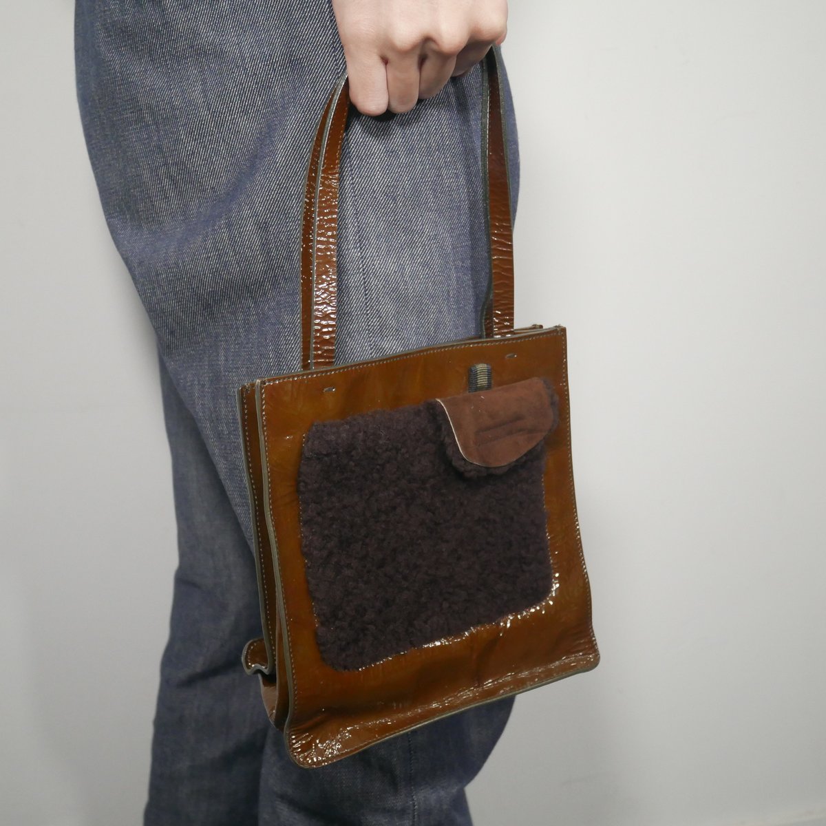 miu miu docking enamel hand bag | aaar