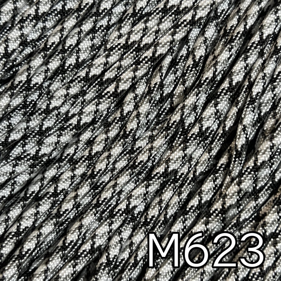 69d1fff36af3fcfa544bf6e1