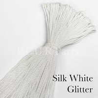 #064-2 Silk White Glitter (光沢)パラコード 4mm 100m