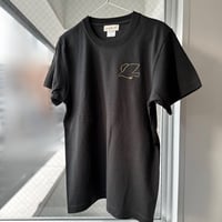 刺繍TEE〈とぶとり〉
