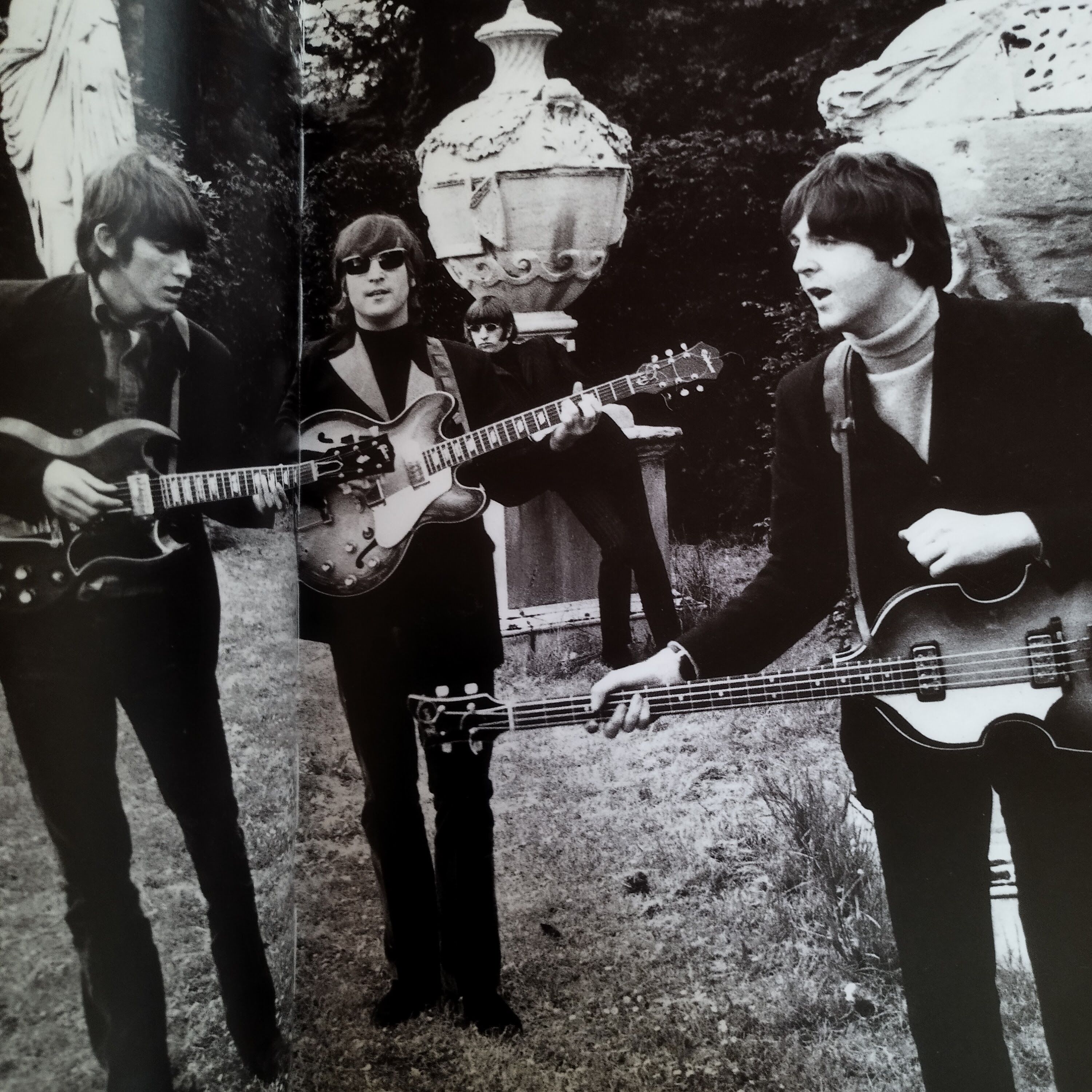 THE UNSEEN BEATLES 』 BOB WHITAKER ありのままのいやそれ以上