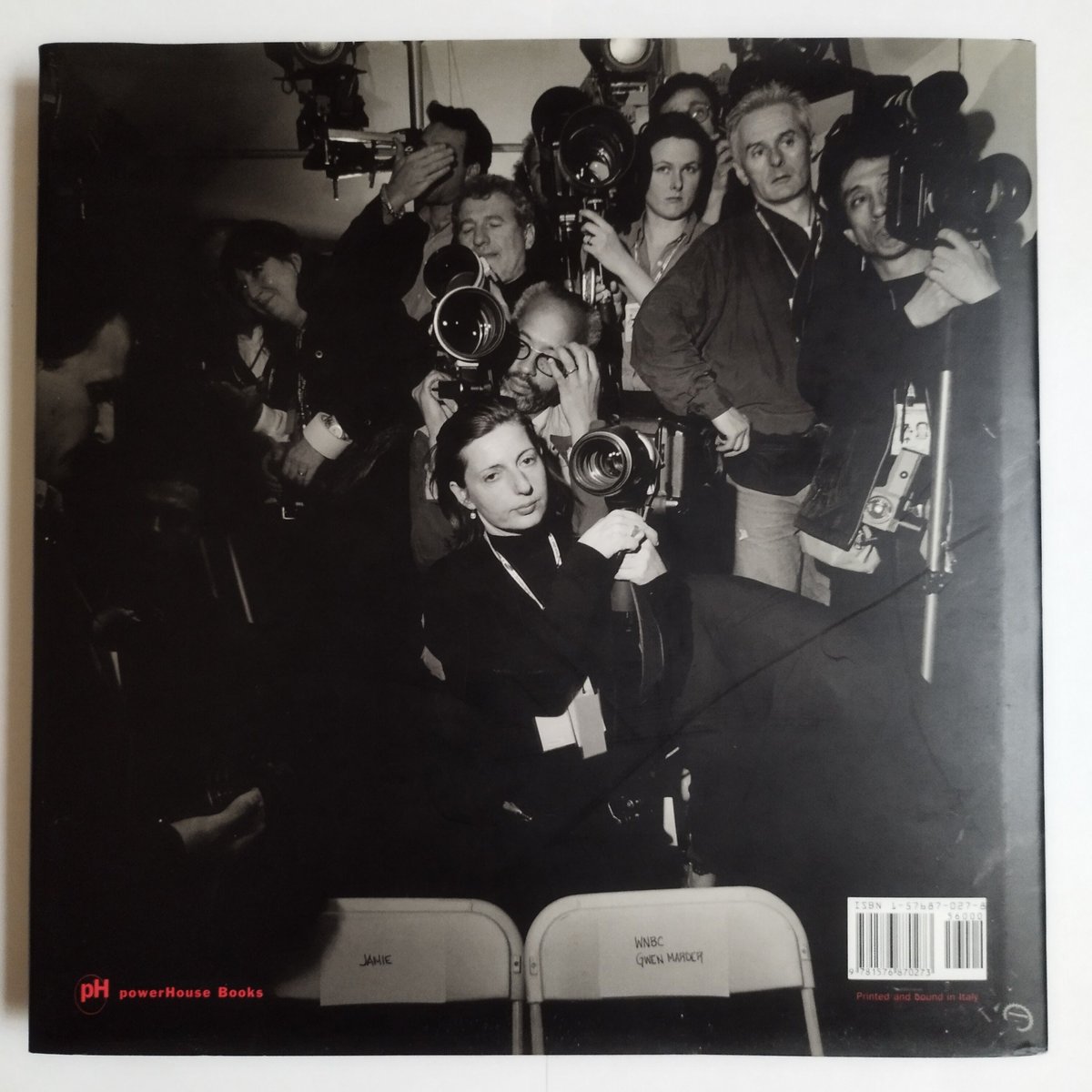 RUNWAY』 LARRY FINK ファッションショーの舞台裏そこから見える