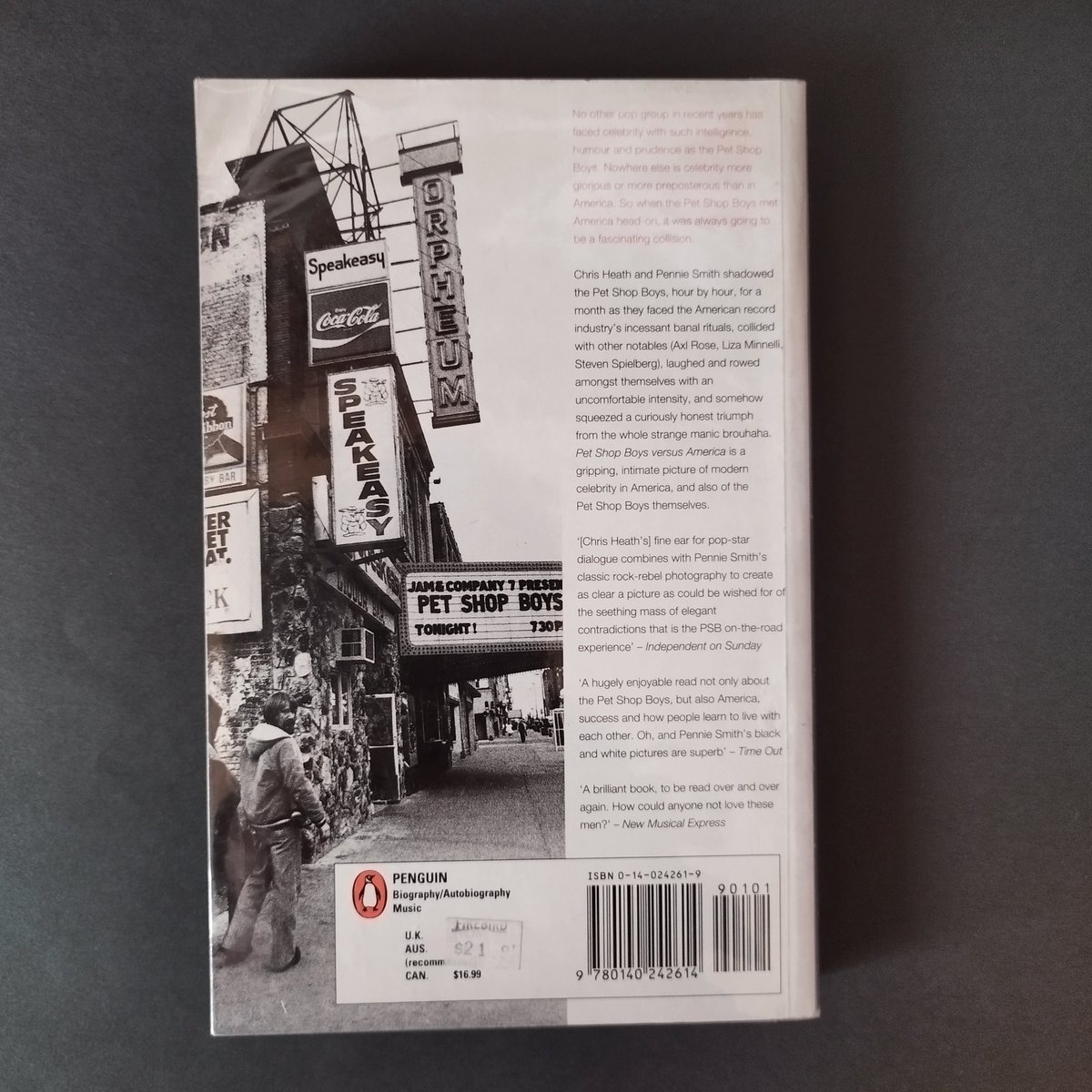 PET SHOP BOYS ペット・ショップ・ボーイズ 直筆サイン色紙(生写真) Pet Shop Boys versus America』 ペット・ショップ・ボーイズ対