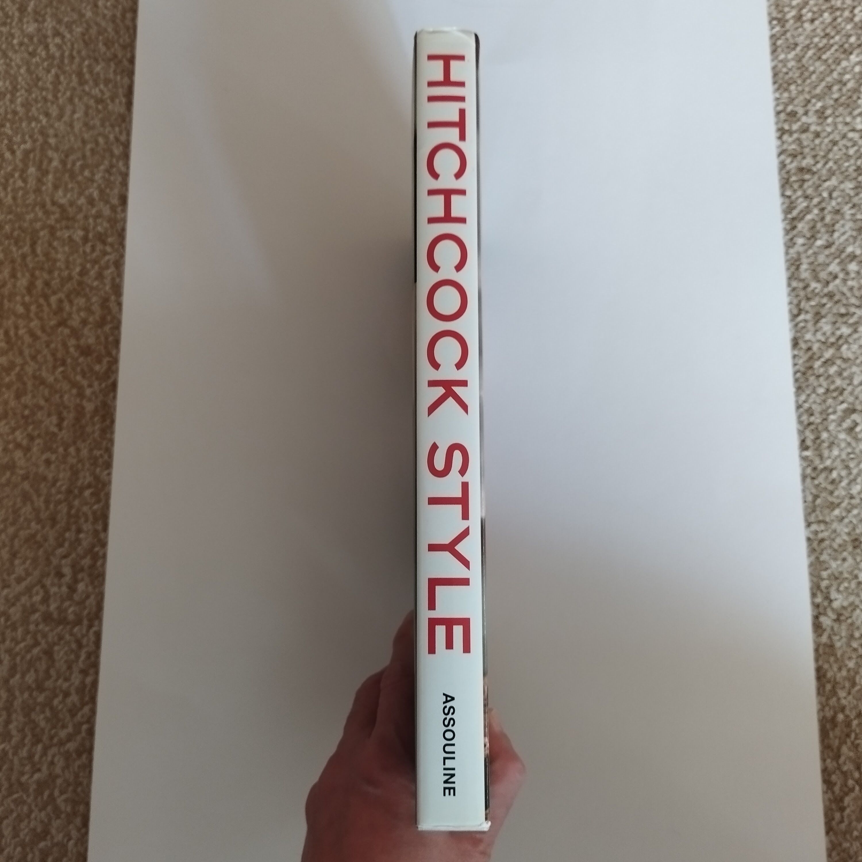 HITCHCOCK STYLE』ヒッチコック・スタイル まるで魅せるヒッチコック