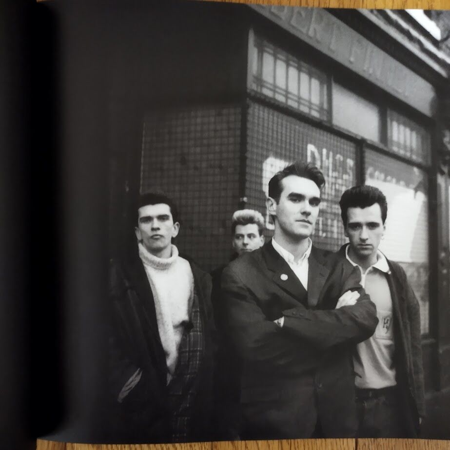THE SMITHS BY LAWRENCE WATSON』ザ・スミス写真集レア！！ | 古
