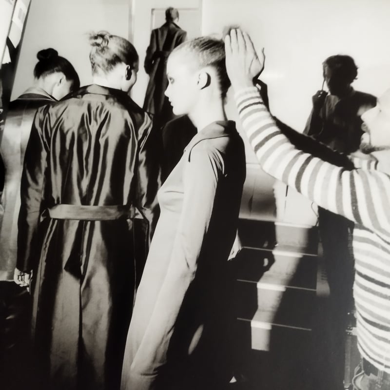 RUNWAY』 LARRY FINK ファッションショーの舞台裏そこから見える RUNWAY』 LARRY FINK ファッションショーの舞台裏そこから見える