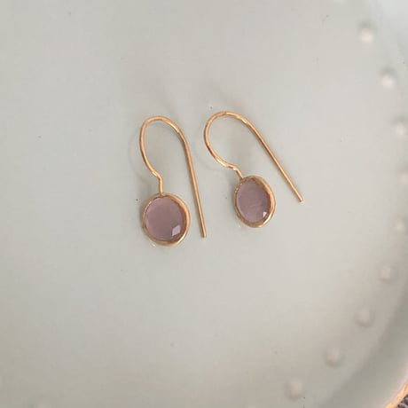 天然石ピアス〔キャッツアイ〕