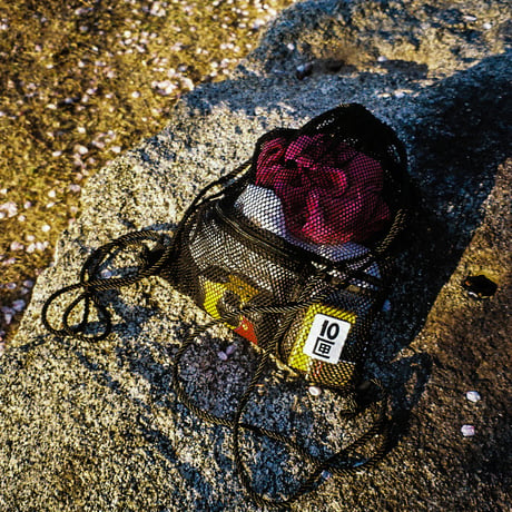 《TENBOX/10匣》Mesh Drawstring Backpack / Black