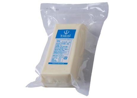 【送料無料】モッツァレラチーズ　生ブロック 750g　３本セット