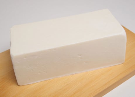 【送料無料】モッツァレラチーズ　生ブロック 750g　３本セット