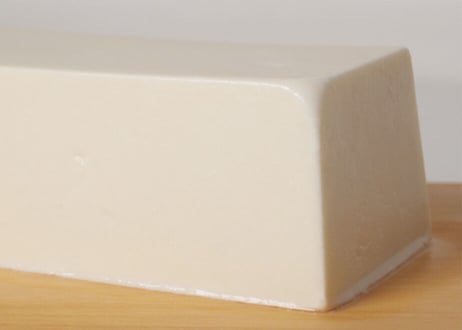【送料無料】モッツァレラチーズ　生ブロック 750g　３本セット