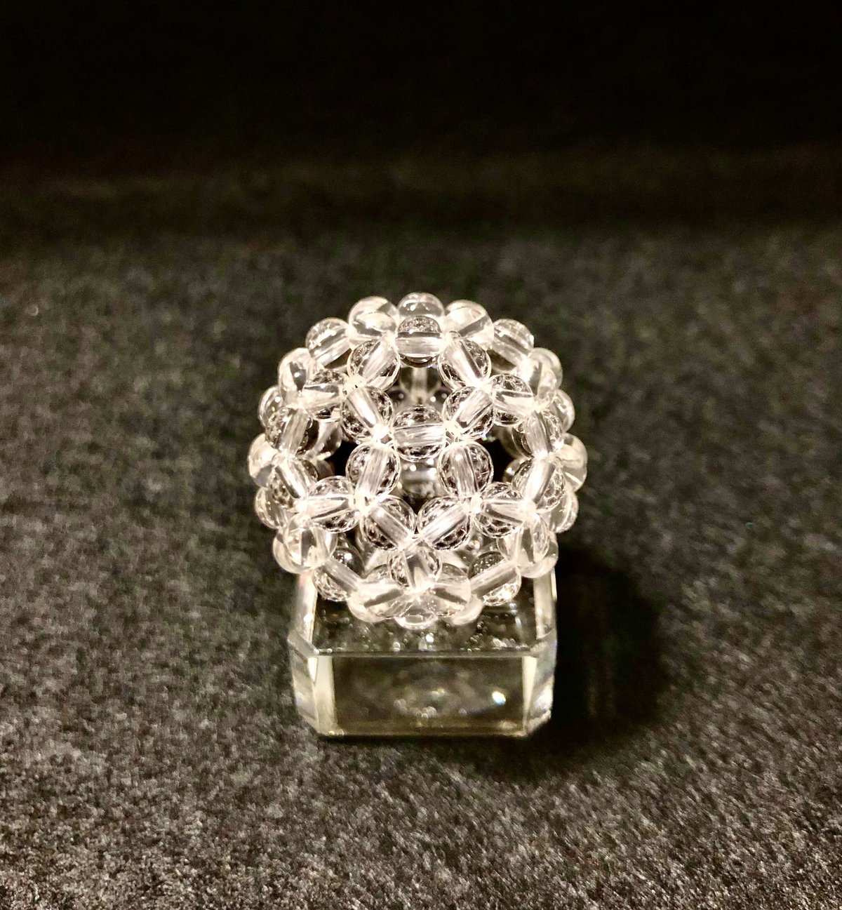 神聖幾何学フラーレン 5A天然水晶4mm | Brilliant