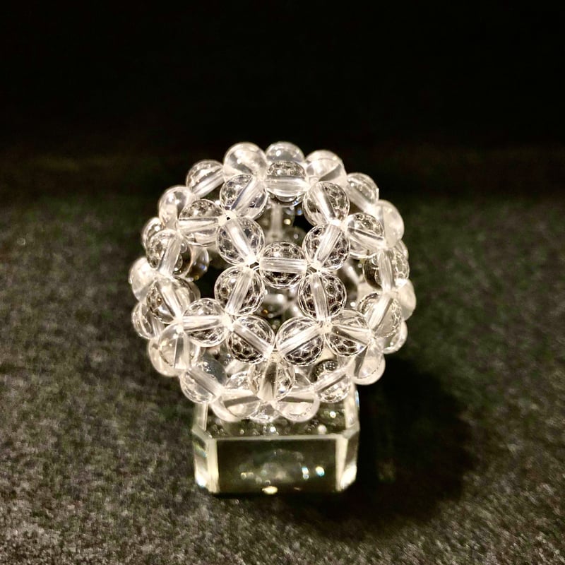 神聖幾何学フラーレン 5A天然水晶6mm | Brilliant
