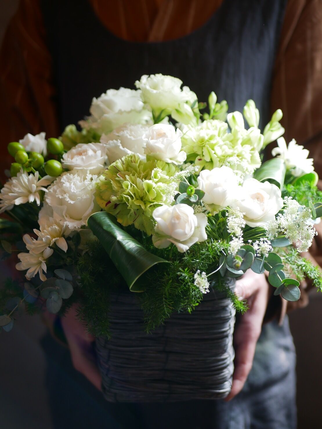 【美品】ホワイト グリーン アレンジメント 12個セット 造花 装花 結婚式 original
