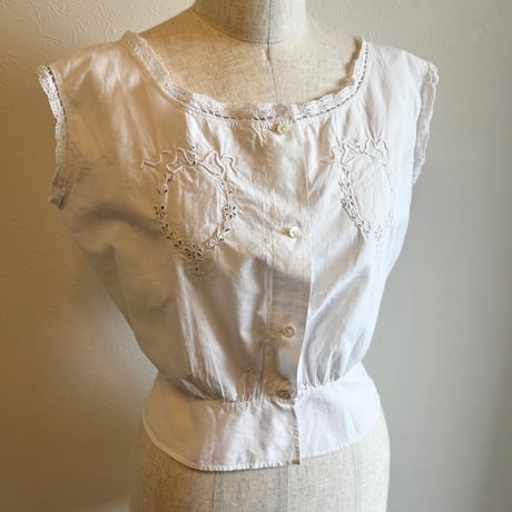 〈antique〉ribbon cutwork corsetcover blouse