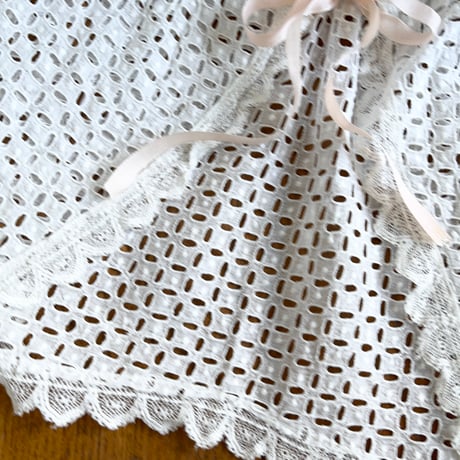 〈antique〉eyelet cotton bolero