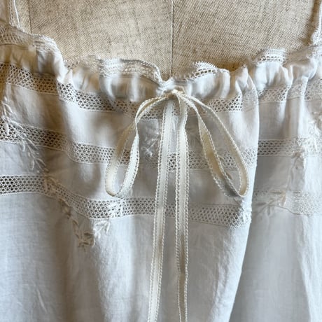 〈antique〉1900's antique cotton sleeve less tops