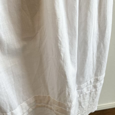 〈antique〉eyelet cotton onepiece