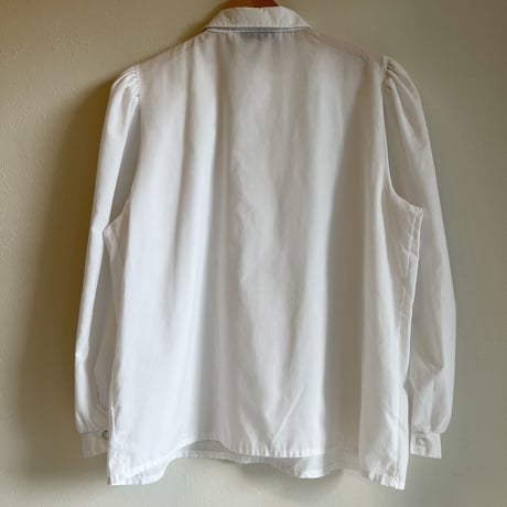 〈vintage〉four seasons embroidery blouse