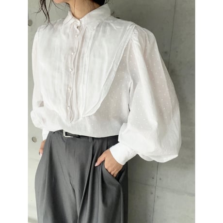 〈vintage〉dot embroidery blouse