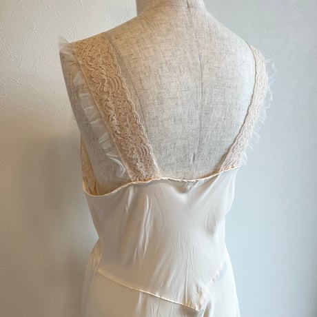 〈vintage〉baby pink slip dress