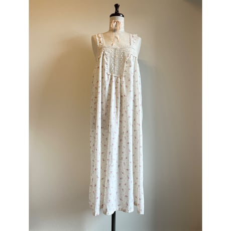 〈vintage〉made in USA/petit rose pattern onepiece