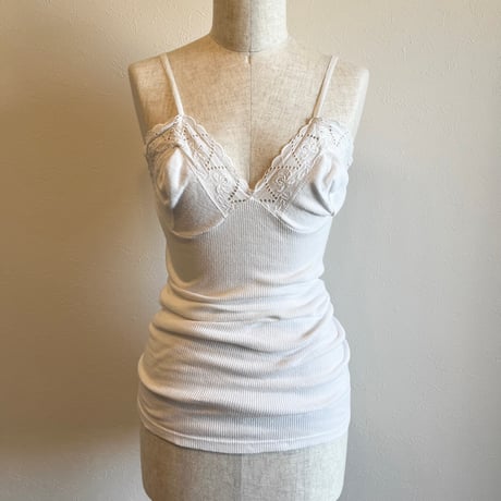 〈vintage〉rose embroidery Euro camisole
