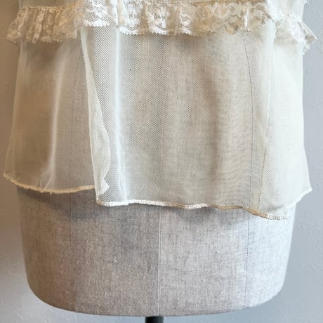 〈vintage〉tulle lace tops