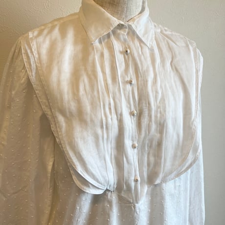 〈vintage〉dot embroidery blouse