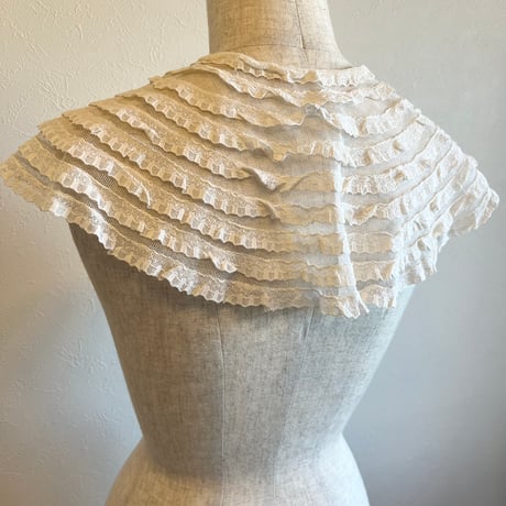 〈antique〉tiered lace false collar
