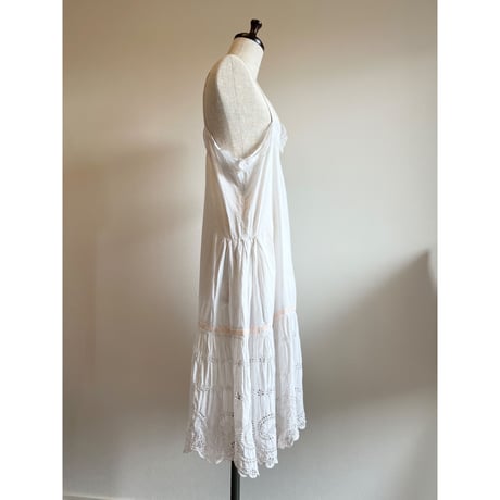 〈antique〉ladder lace hem onepiece